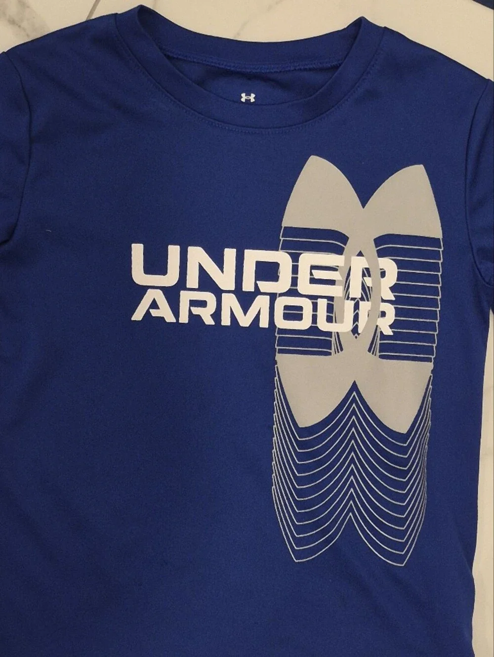 Nike/under Armour Boys 4 T Bundle